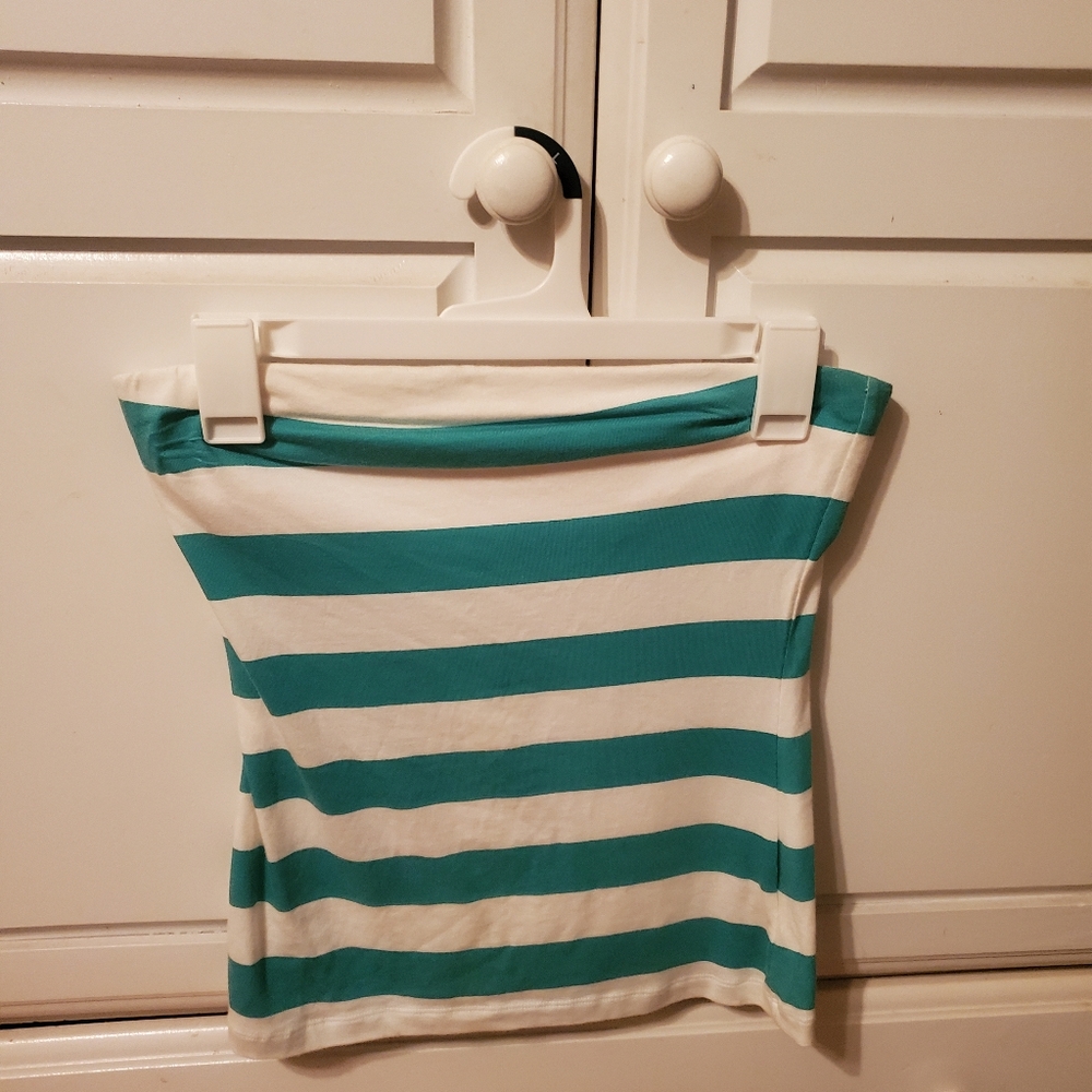 Strapless top
